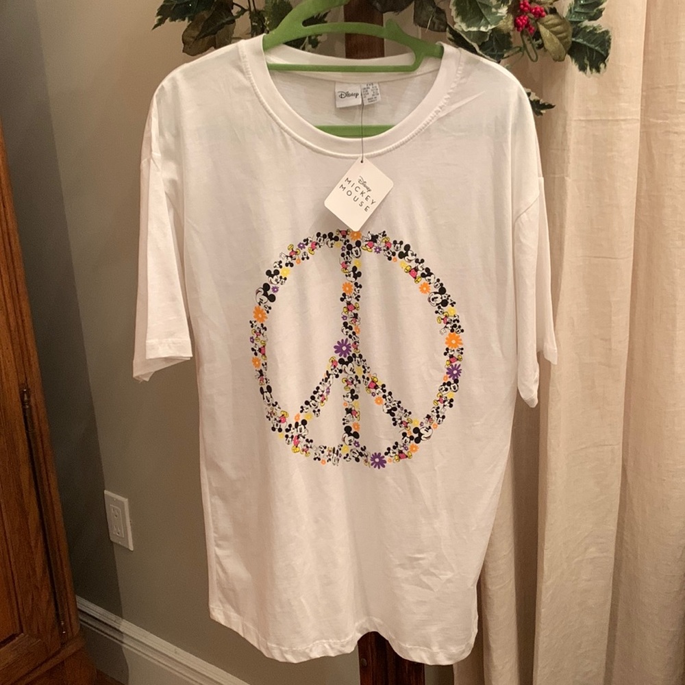 Primark Disney Mickey Peace Oversized T-Shirt